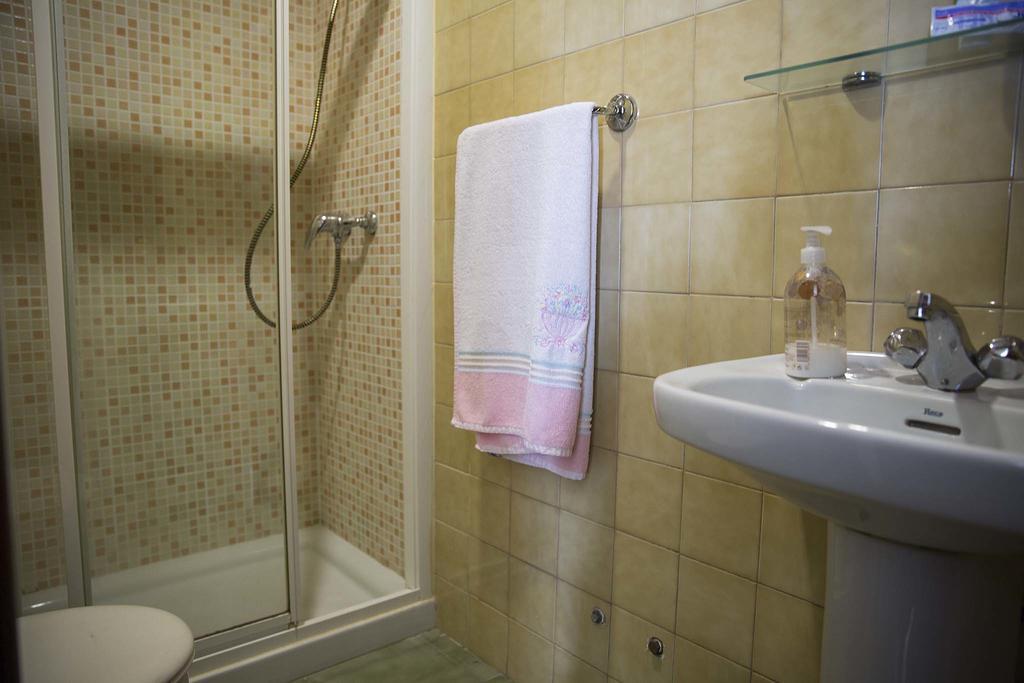 Hostal A Pedra 比戈 外观 照片